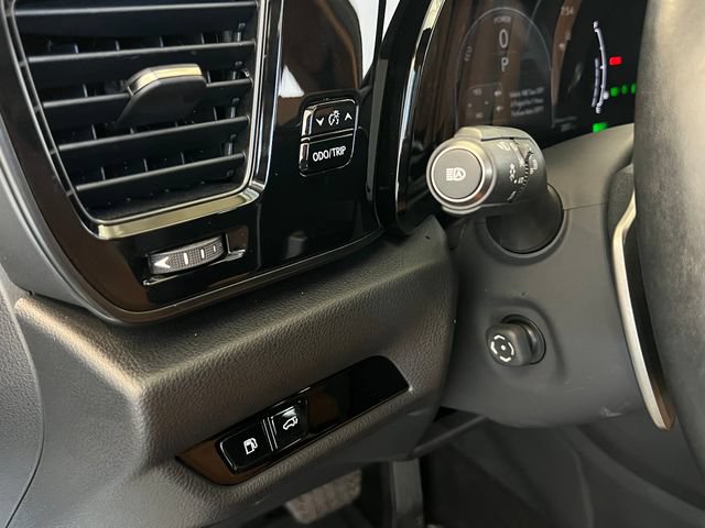 Used 2025 Lexus NX 350h AWD w/ Accessory Package (2T) image 31