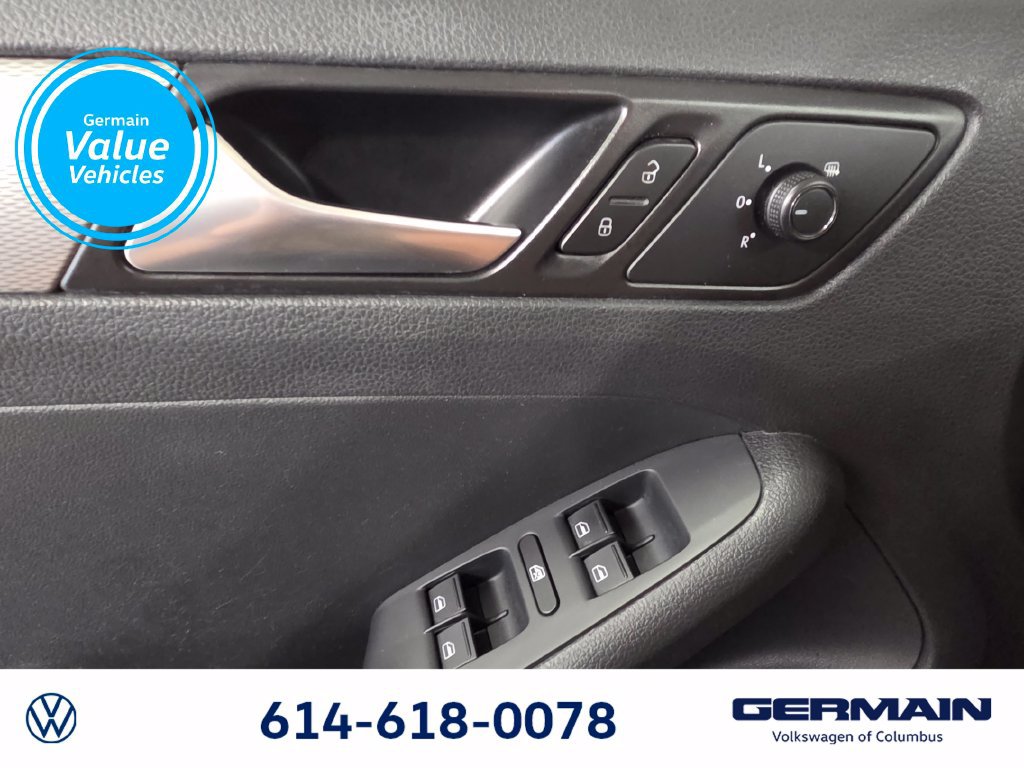 Used 2017 Volkswagen Jetta SE FWD image 22