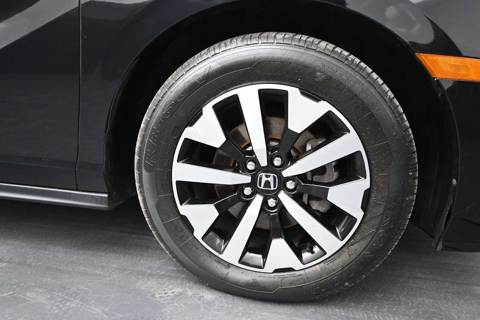 Used 2025 Honda Odyssey EX-L image 10