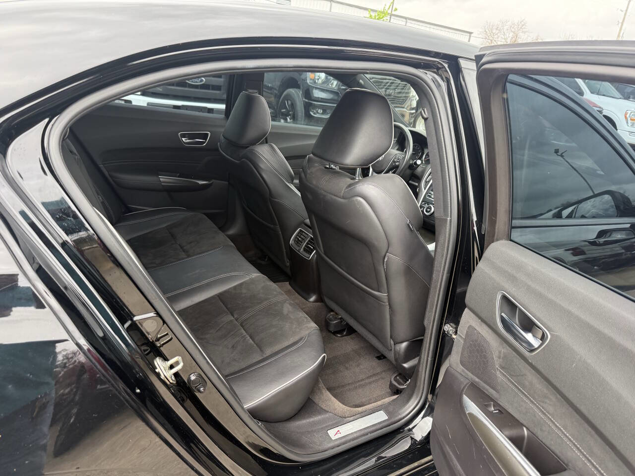Used 2019 Acura TLX V6 w/ Technology & A-SPEC Pkg FWD image 15