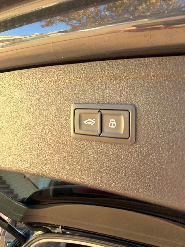 Used 2018 Audi Q5 2.0T Premium Plus w/ Premium Plus Package image 24