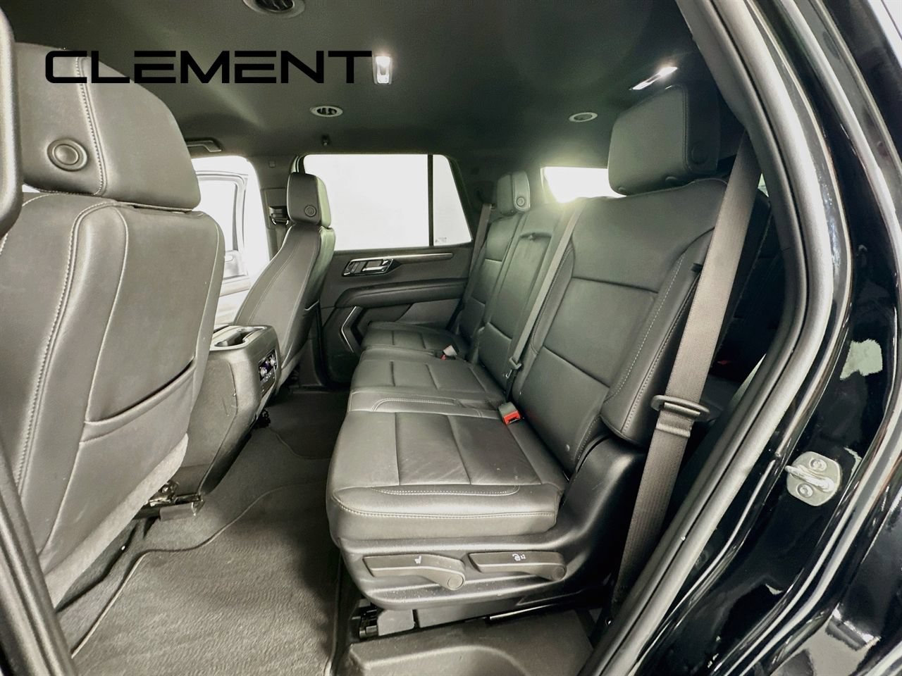 Used 2025 Chevrolet Tahoe Z71 AWD/4WD image 31