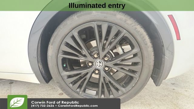 Used 2025 Toyota Prius AWD image 10