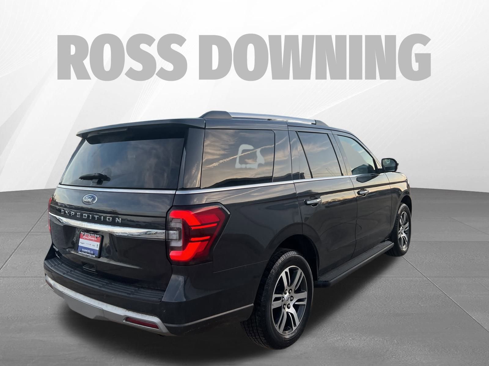 Used 2024 Ford Expedition Limited image 4