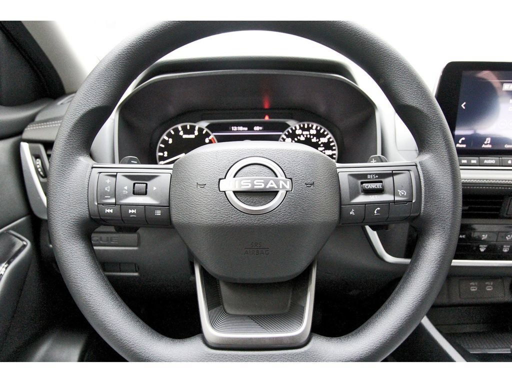 Certified 2025 Nissan Rogue S FWD image 11