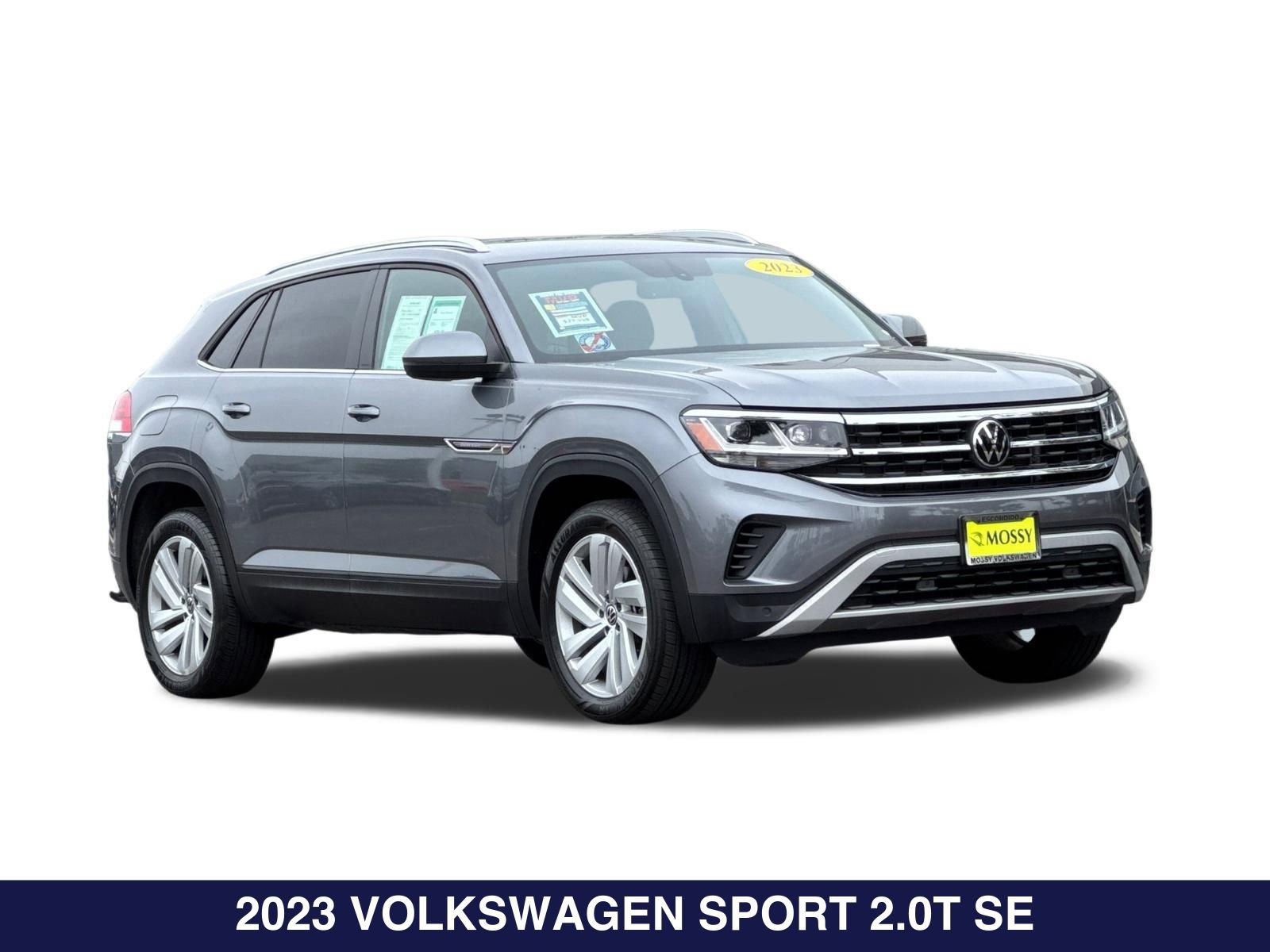 Used 2023 Volkswagen Atlas Cross Sport SE w/ Panoramic Sunroof Package FWD image 2