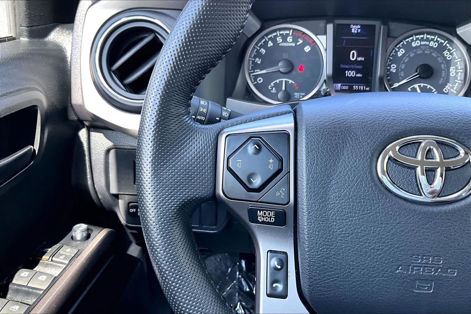 Used 2023 Toyota Tacoma SR5 AWD/4WD image 44