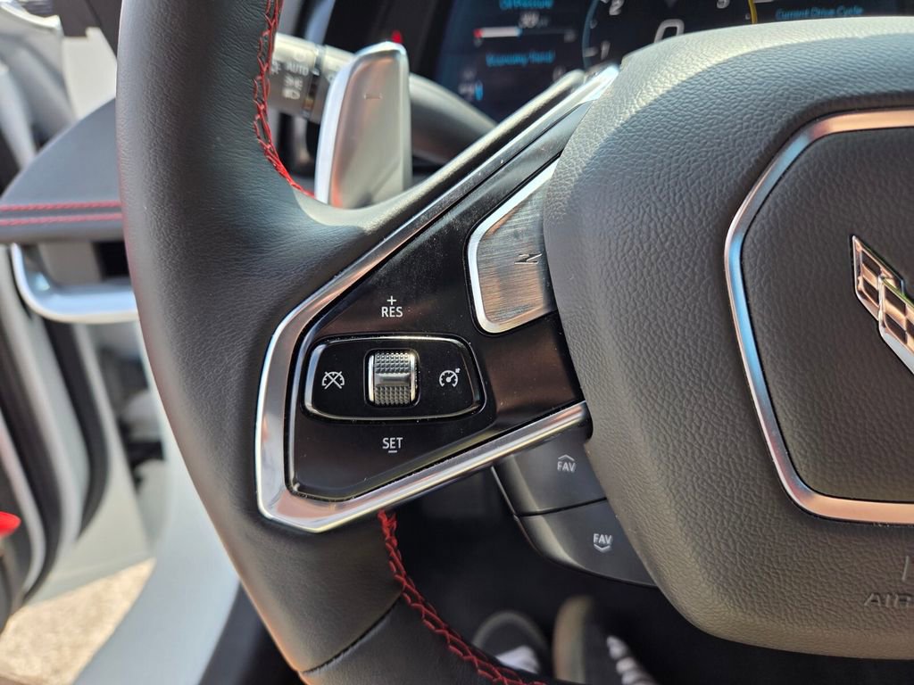 Used 2022 Chevrolet Corvette Stingray Preferred Cpe w/ Engine Appearance Package image 30