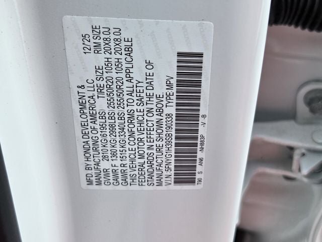Used 2025 Honda Pilot Sport image 41