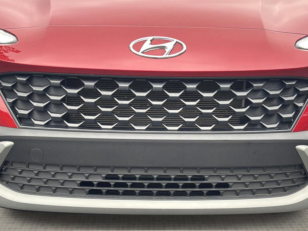 Certified 2023 Hyundai Kona SE FWD image 9