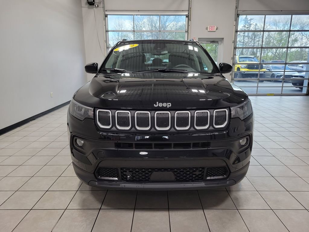 Certified 2022 Jeep Compass Latitude w/ Sun and Sound Group AWD/4WD image 6