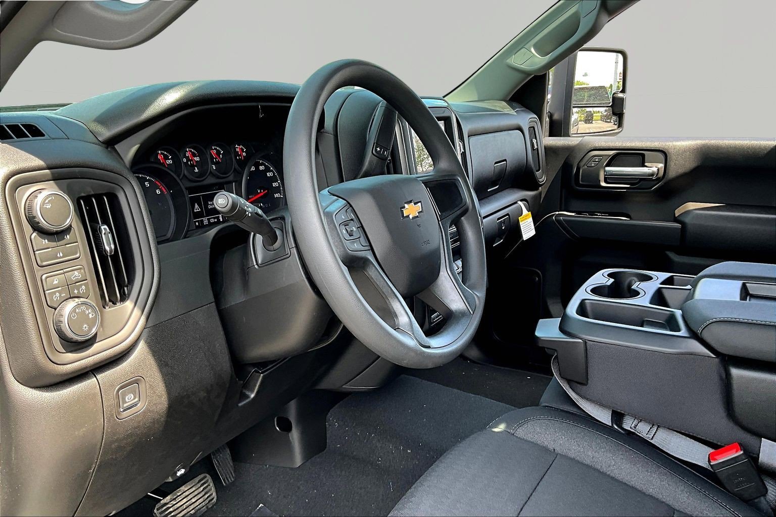 New 2026 Chevrolet Silverado 2500 Custom w/ Custom Value Package AWD/4WD image 16