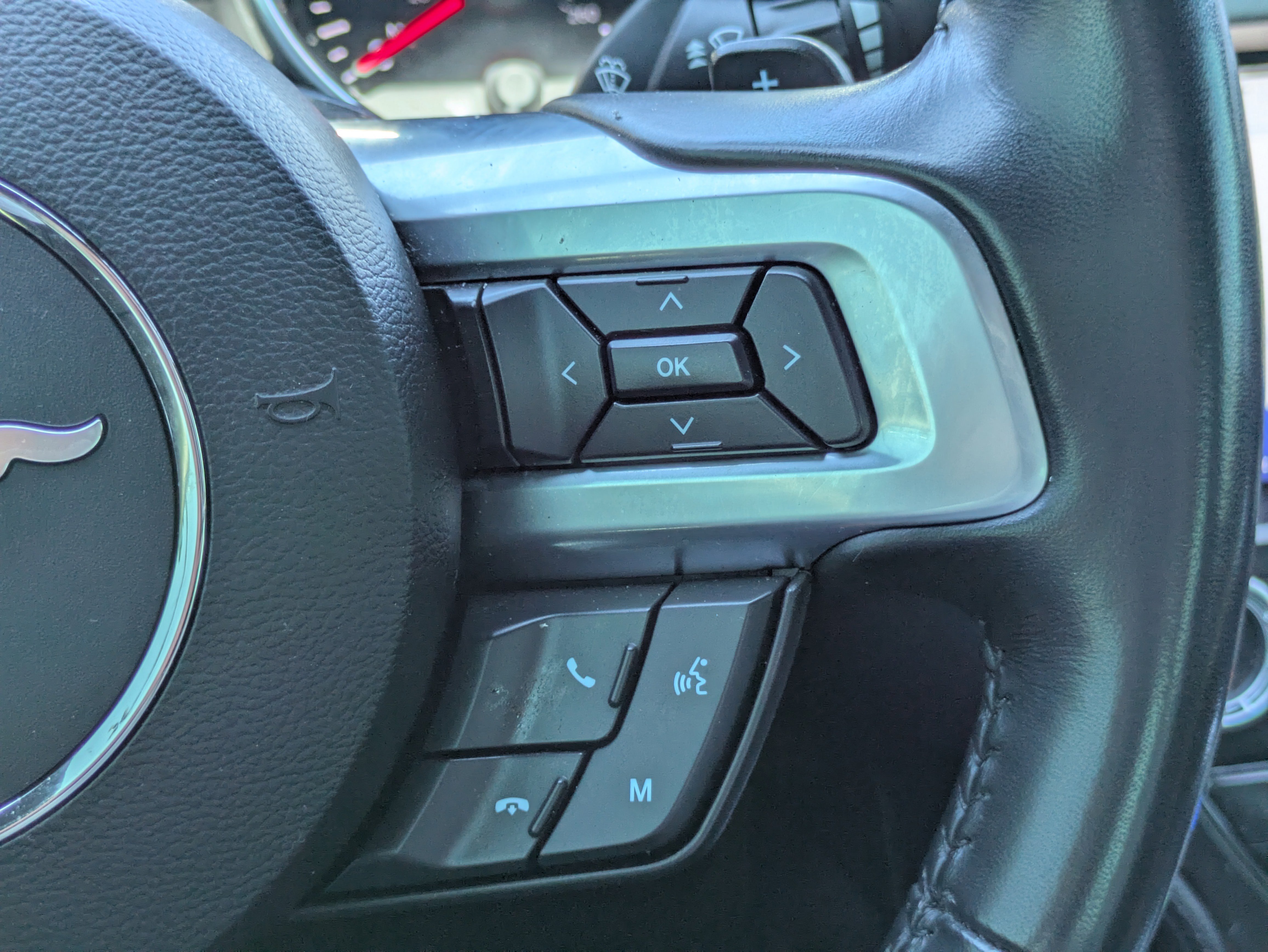 Used 2020 Ford Mustang Premium image 15