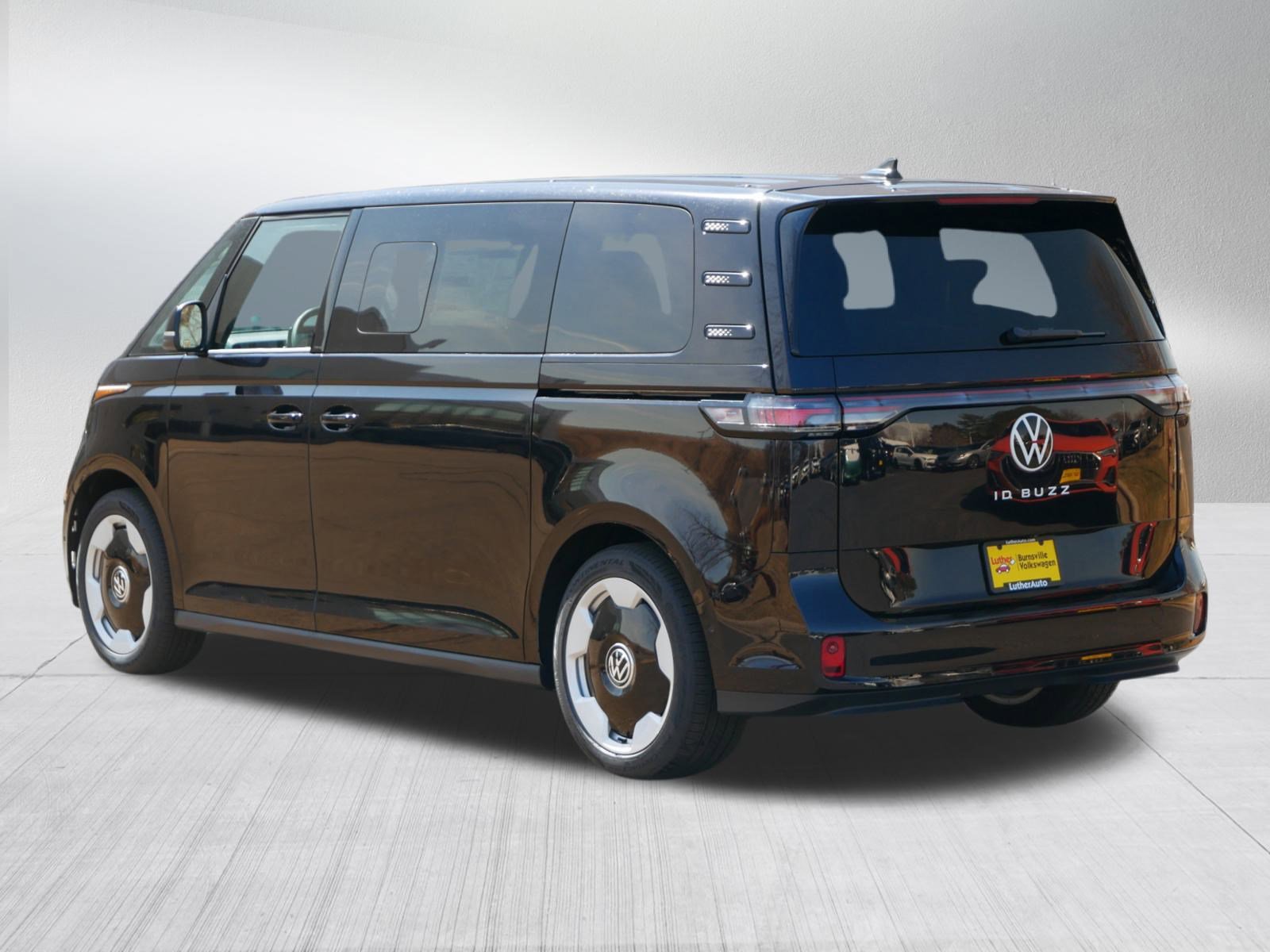 New 2025 Volkswagen ID. Buzz Pro S image 3