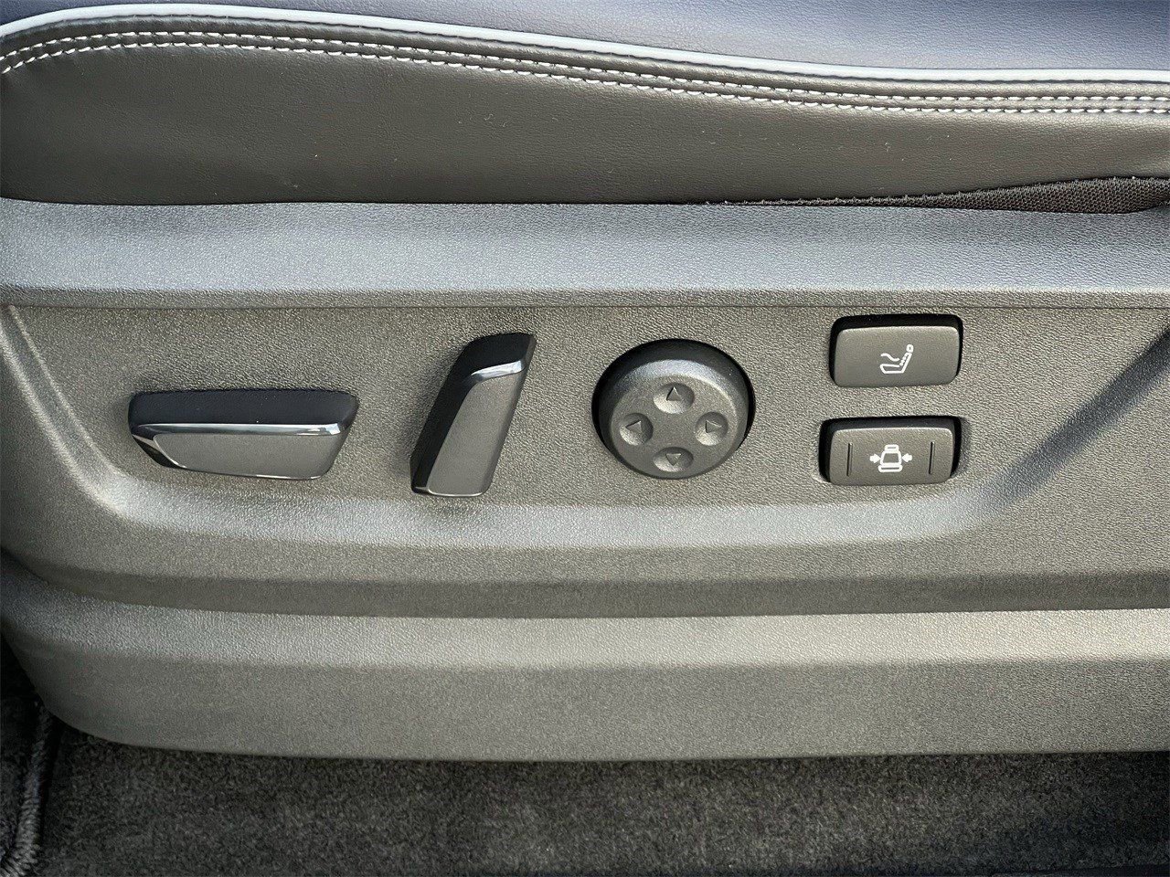 New 2026 INFINITI QX80 4WD w/ Sport Exterior Package image 21