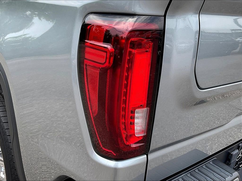 Used 2023 GMC Sierra 1500 Denali w/ Denali Reserve Package AWD/4WD image 25