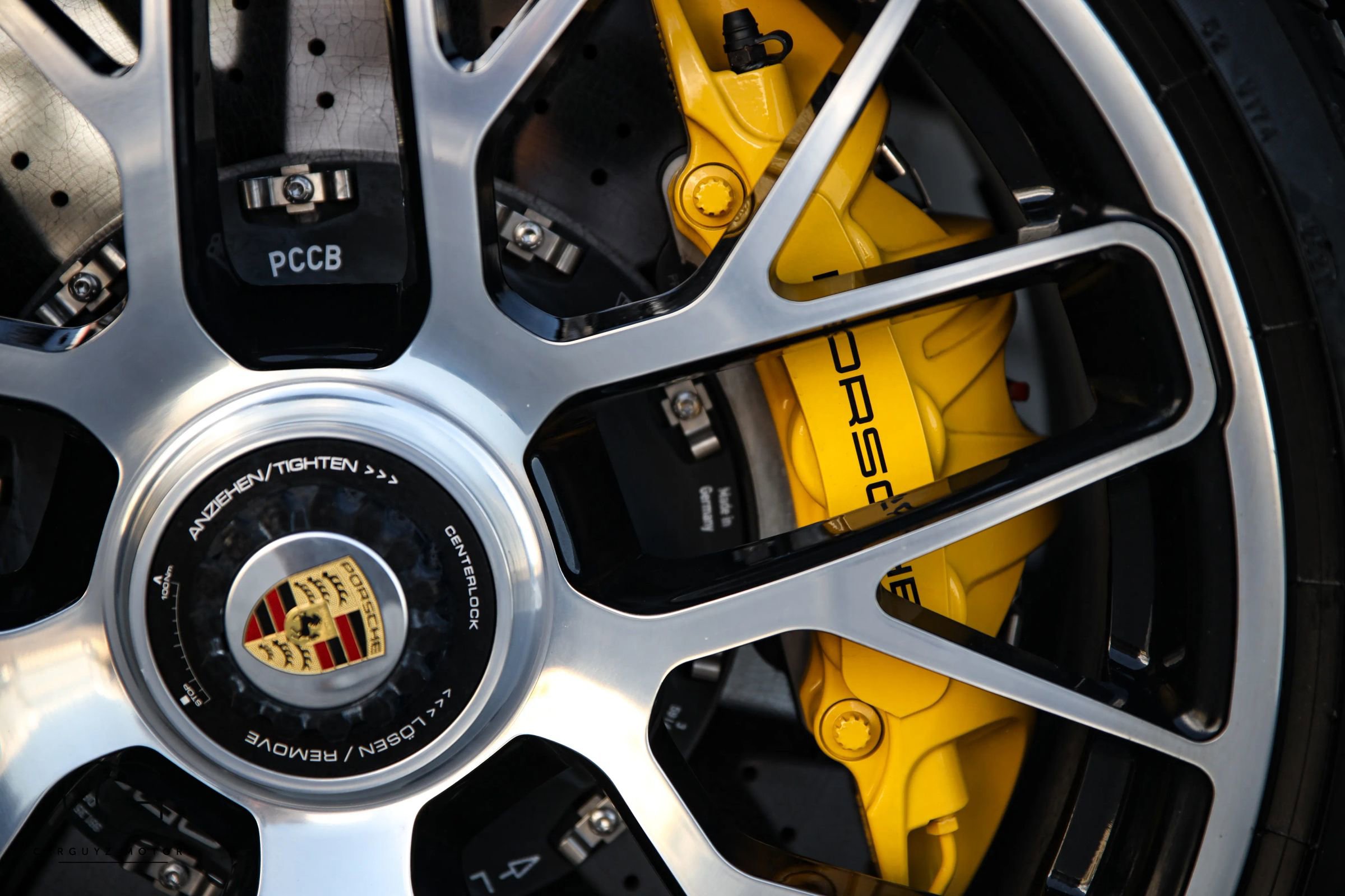Used 2014 Porsche 911 Turbo S AWD/4WD image 7