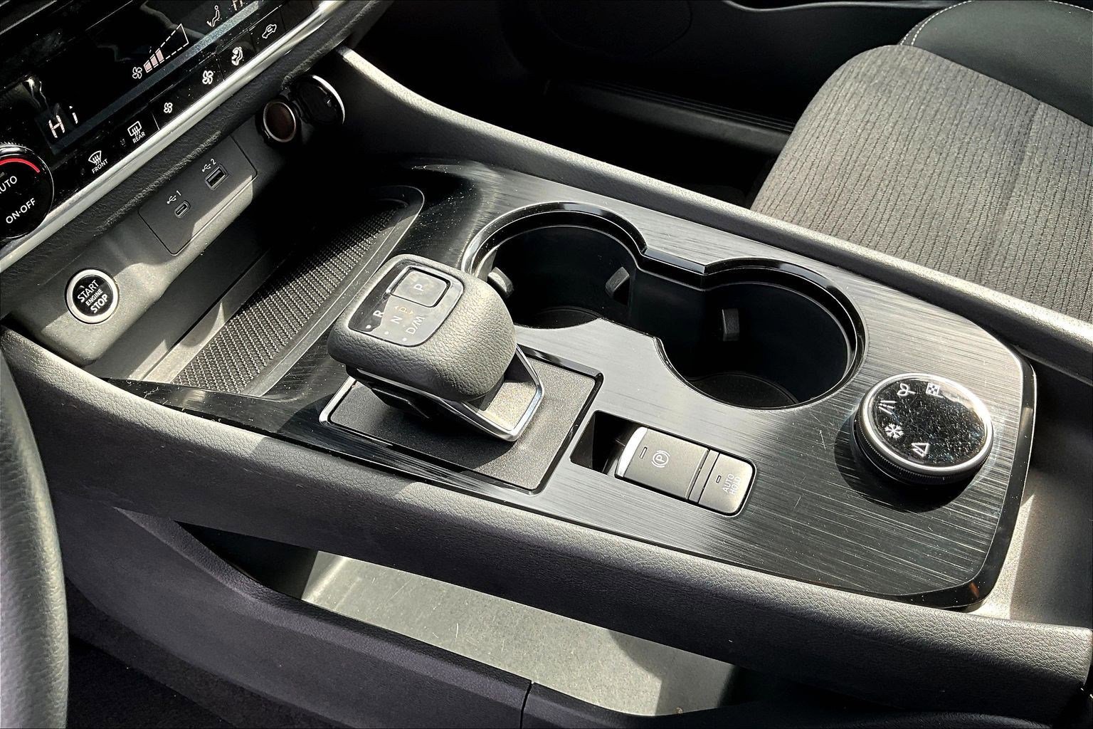 Used 2023 Nissan Rogue SV image 19