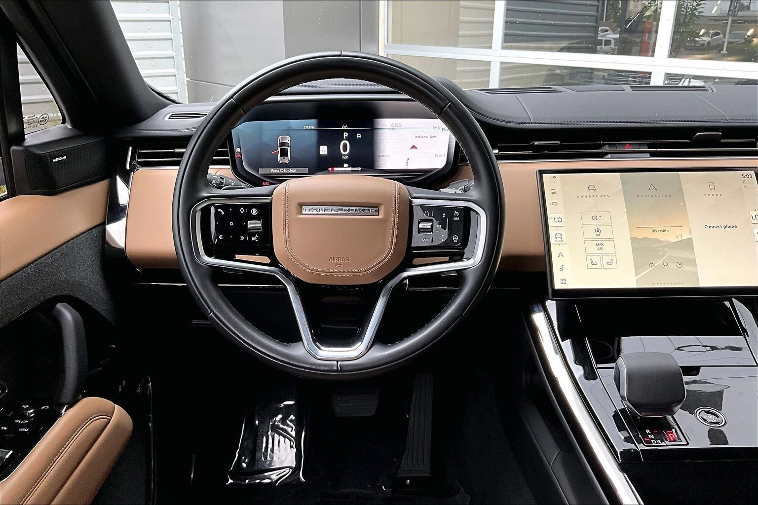 Used 2024 Land Rover Range Rover Sport SE image 5
