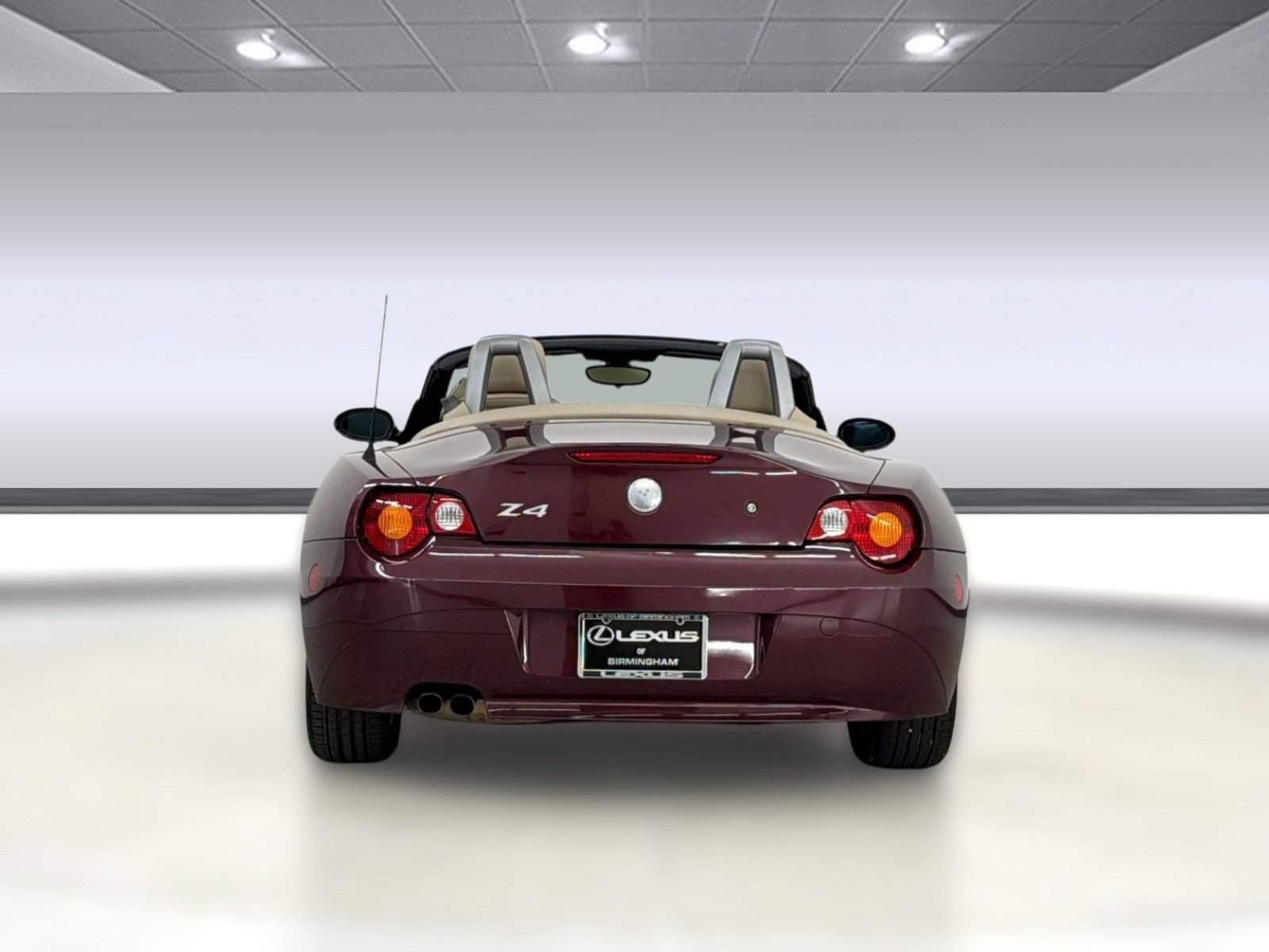 Used 2004 BMW Z4 2.5i image 10