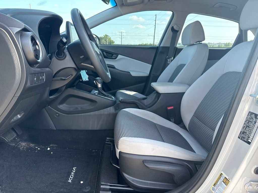 Used 2022 Hyundai Kona SE FWD image 6