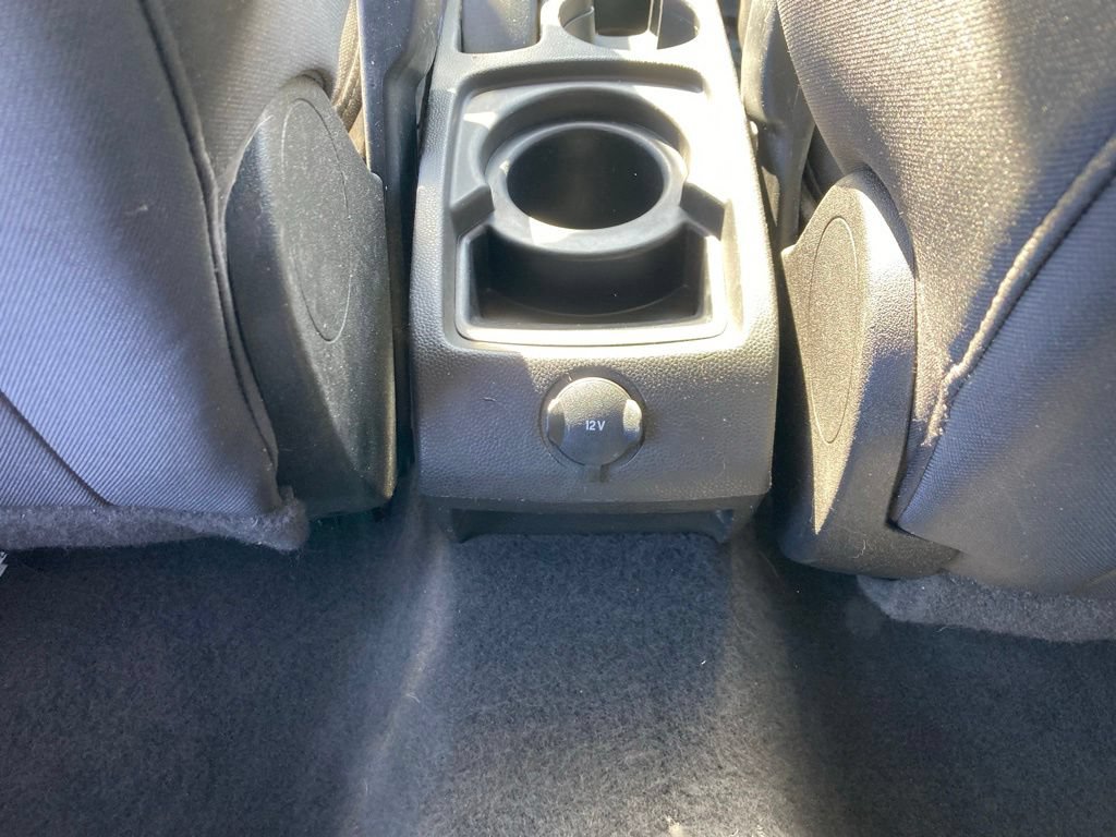Used 2013 Ford Fiesta SE FWD image 17