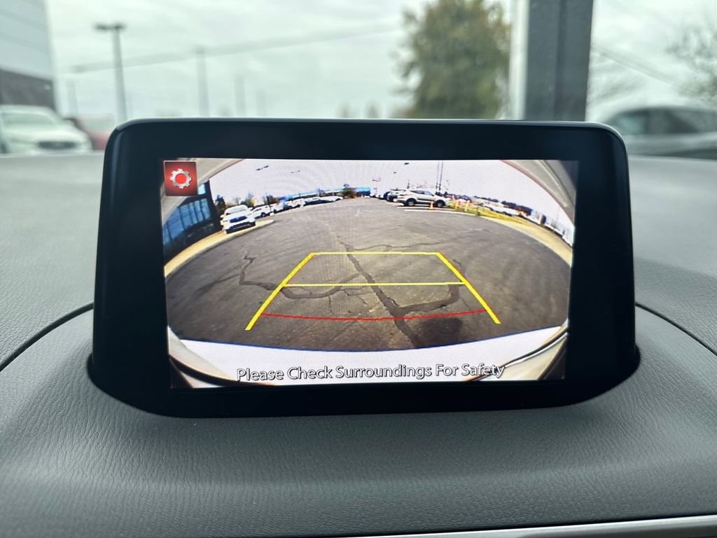 Used 2017 MAZDA MAZDA3 Sport w/ Preferred Equipment Package image 23