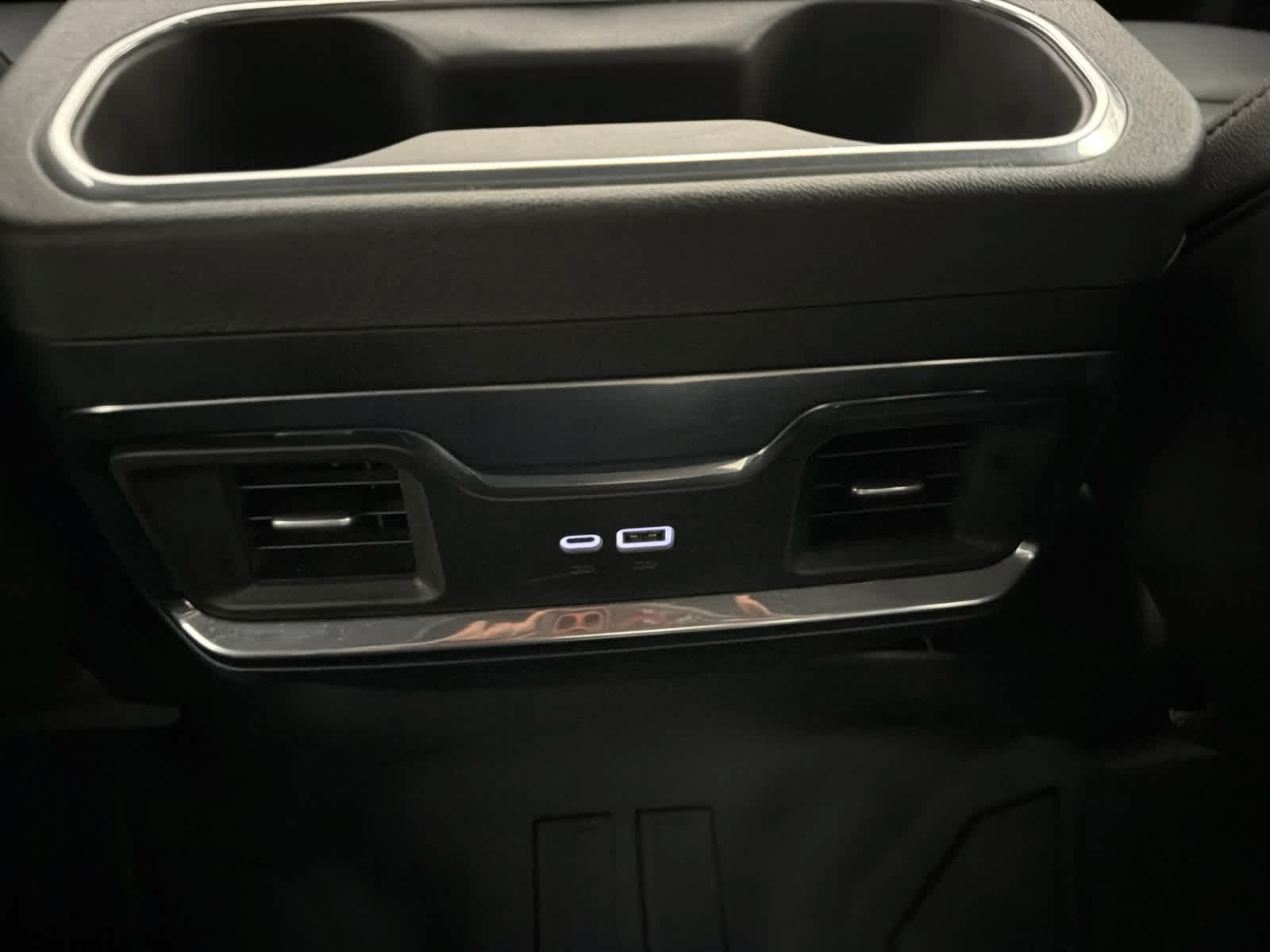 Used 2024 Chevrolet Silverado 1500 LTZ RWD image 21