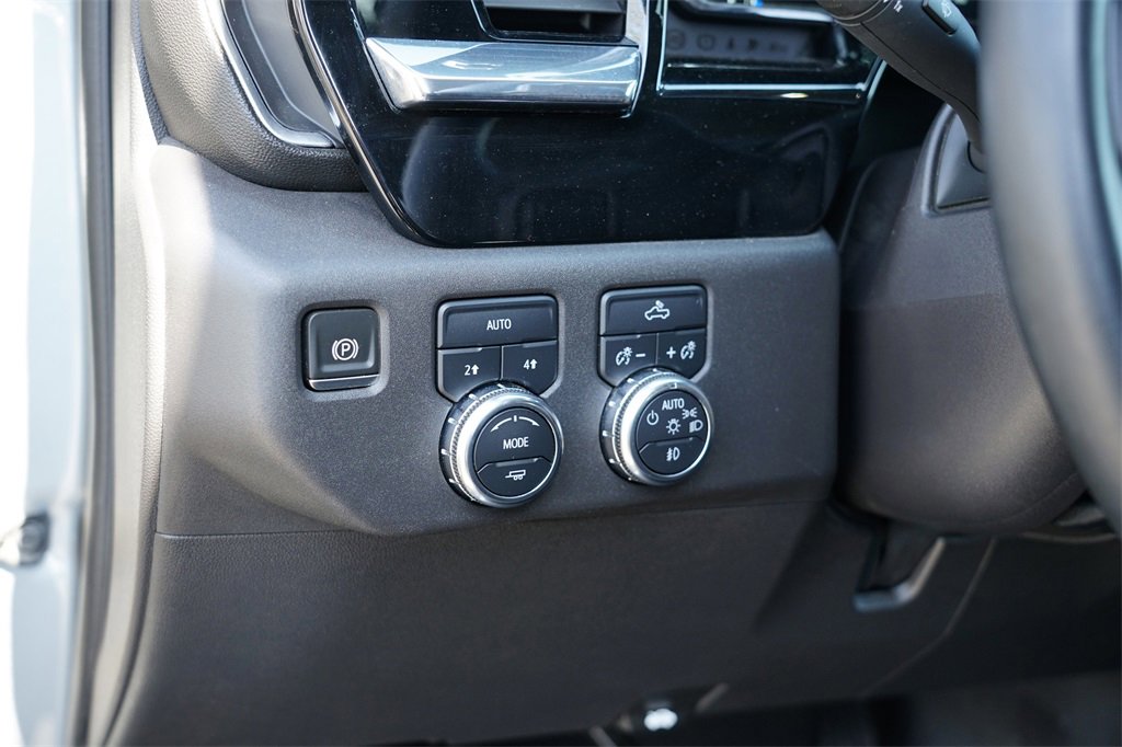Used 2024 GMC Sierra 1500 Elevation image 16