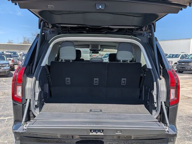 New 2026 Ford Expedition Active image 18