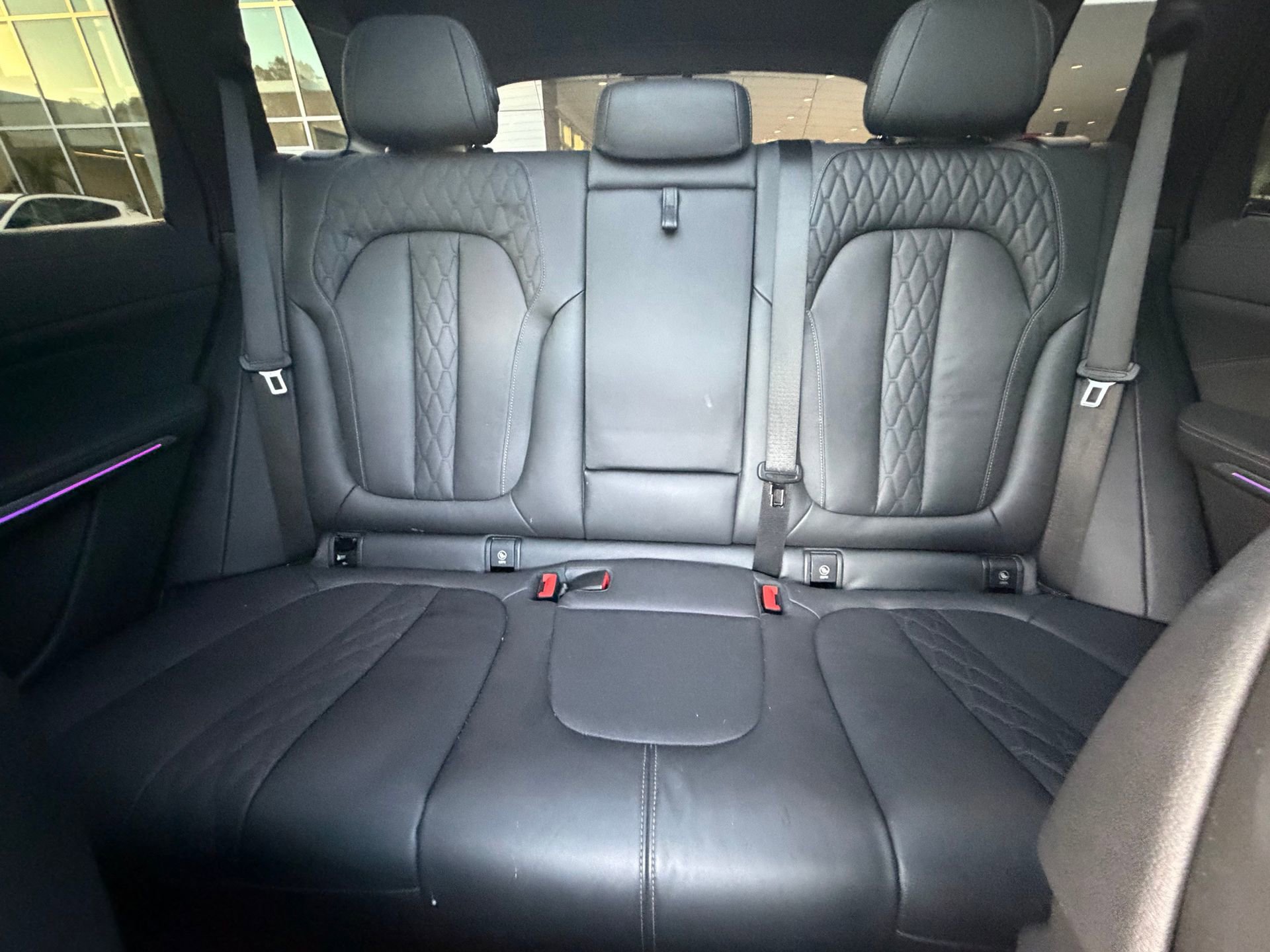 Used 2022 BMW X5 M50i w/ Premium Package image 16