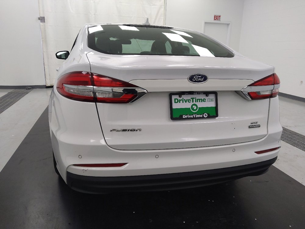 Used 2020 Ford Fusion SE FWD image 6
