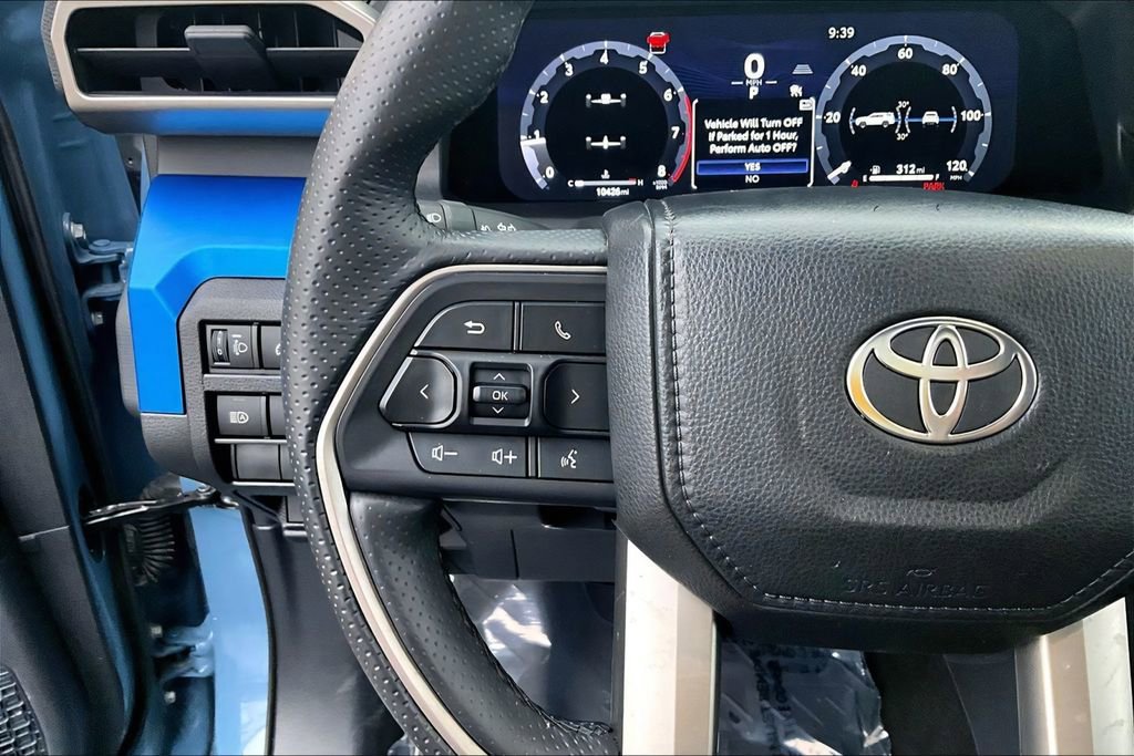 Used 2025 Toyota 4Runner TRD Off-Road AWD/4WD image 17