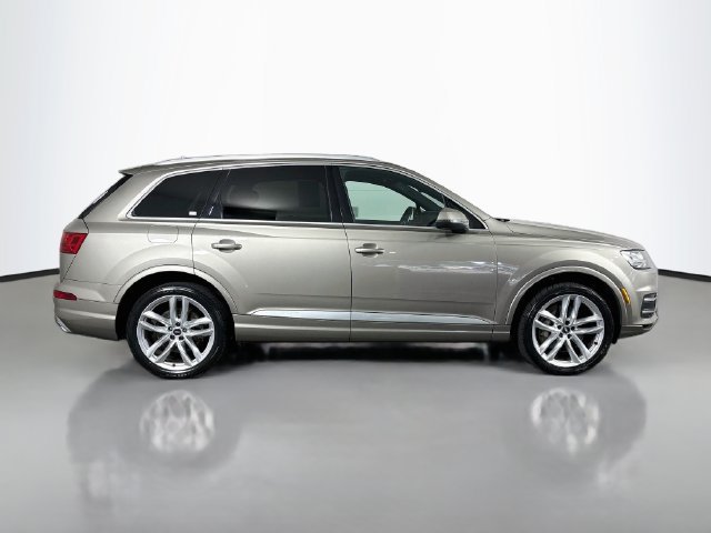 Used 2017 Audi Q7 3.0T Prestige AWD/4WD image 8