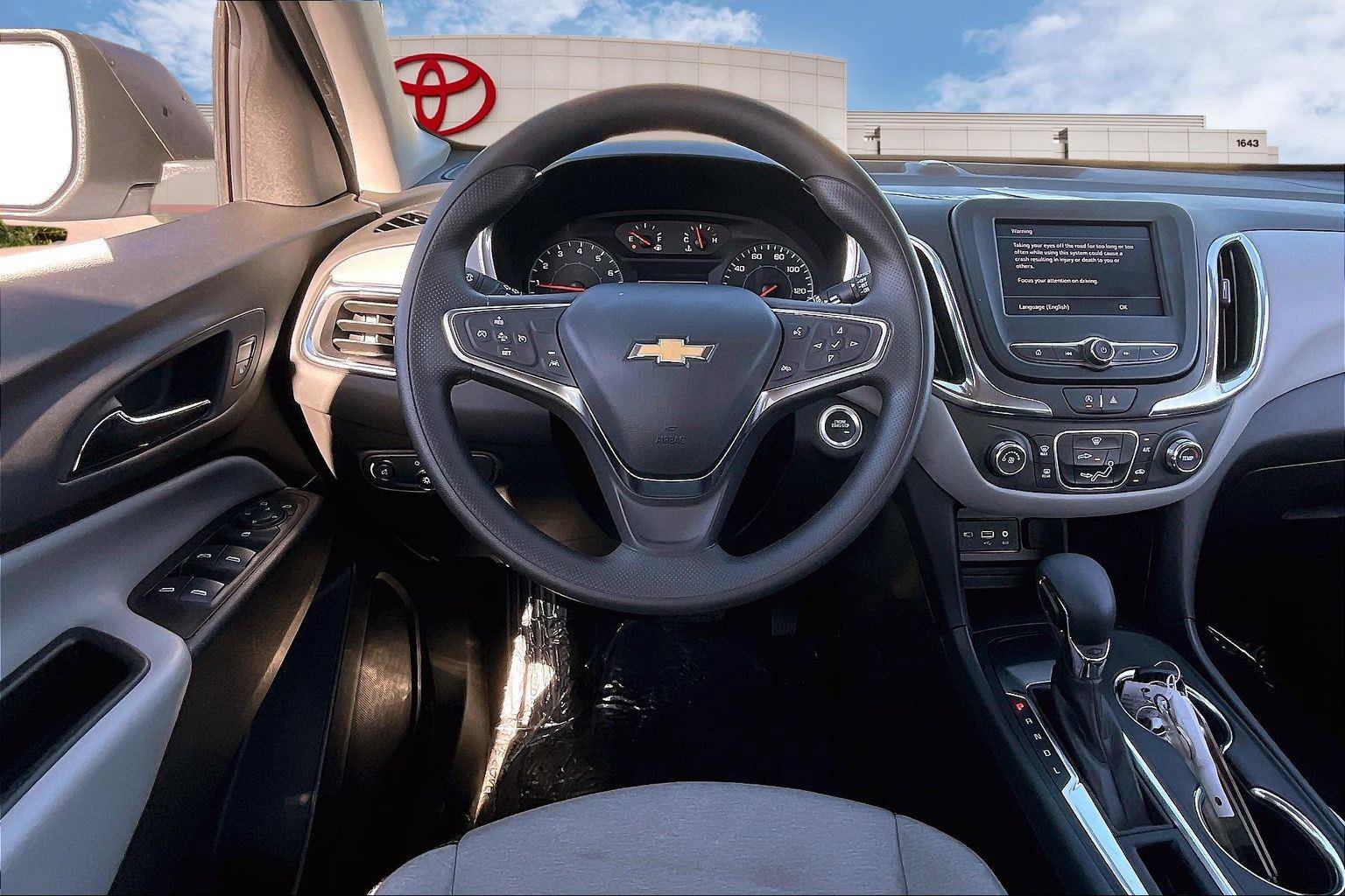 Used 2024 Chevrolet Equinox LS w/ LPO, Cargo Package image 5