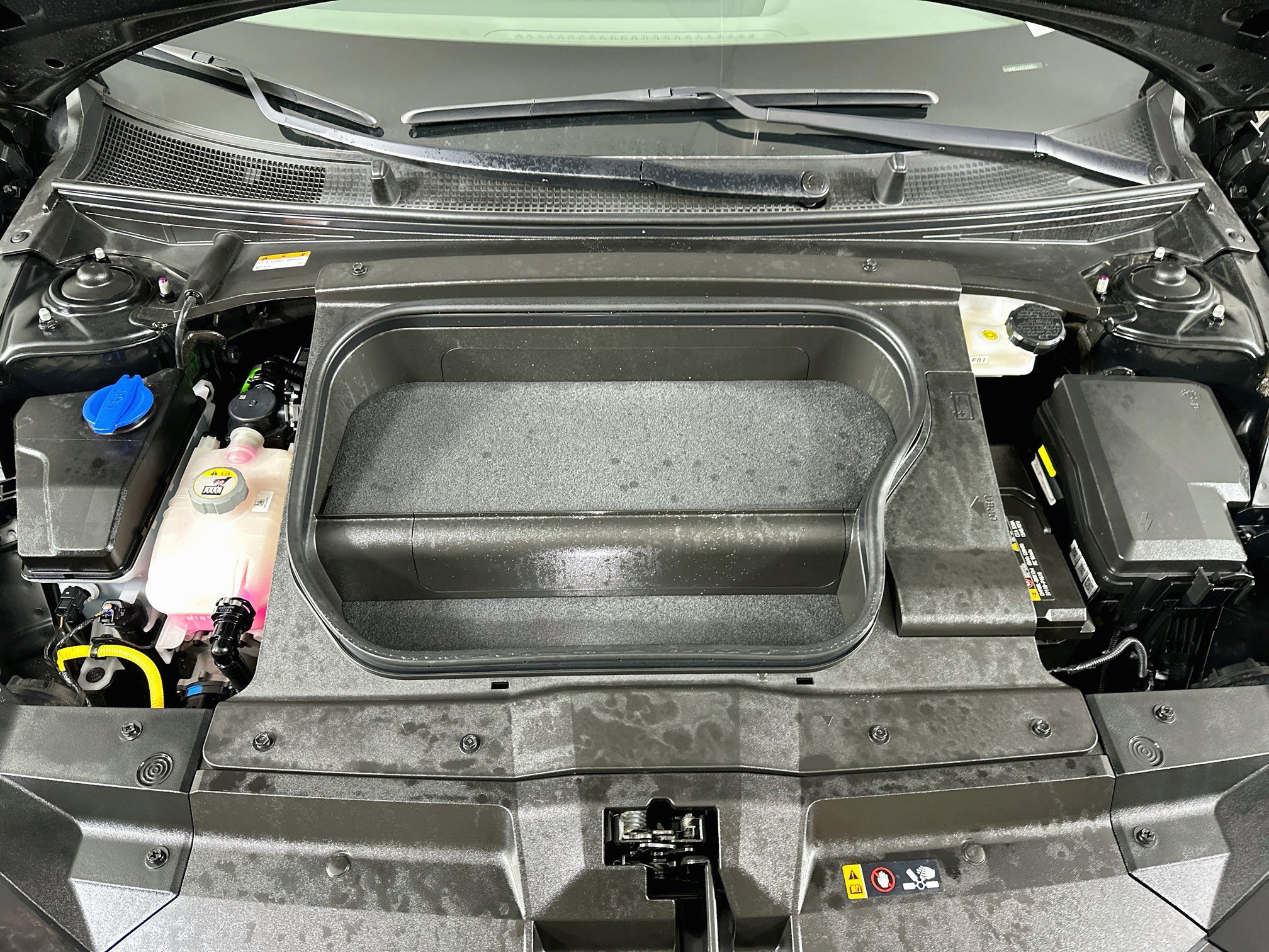 Used 2025 Hyundai Ioniq 6 SEL RWD image 33