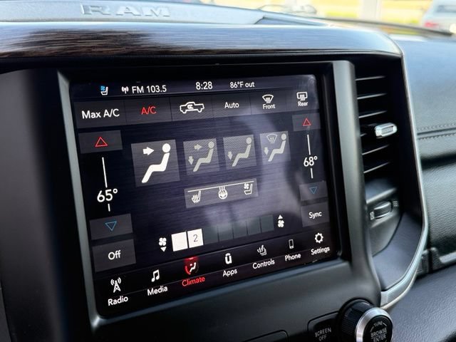 Used 2020 RAM 1500 Laramie AWD/4WD image 28