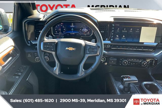 Used 2024 Chevrolet Silverado 1500 High Country w/ Technology Package image 5
