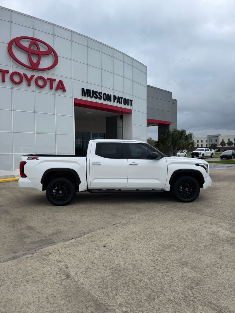 Used 2026 Toyota Tundra SR5 w/ SX Package AWD/4WD image 7
