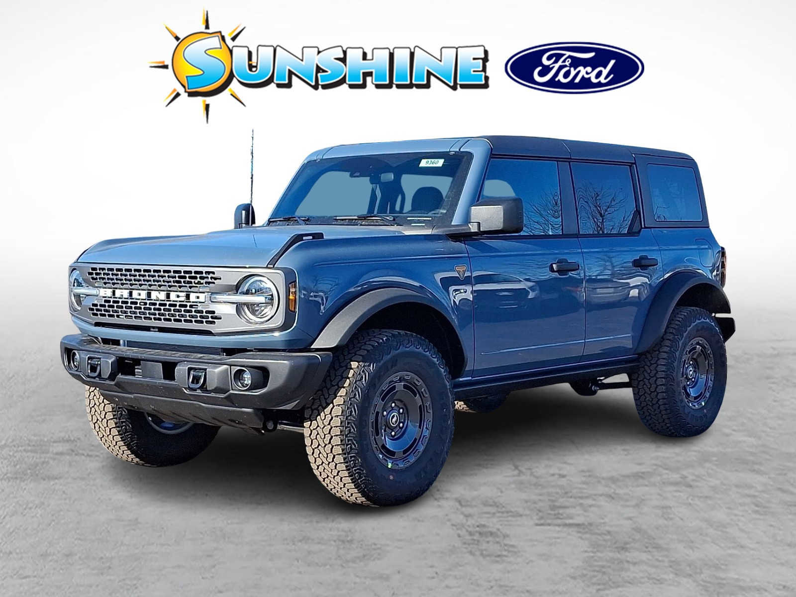 New 2025 Ford Bronco Badlands w/ Sasquatch Package image 3