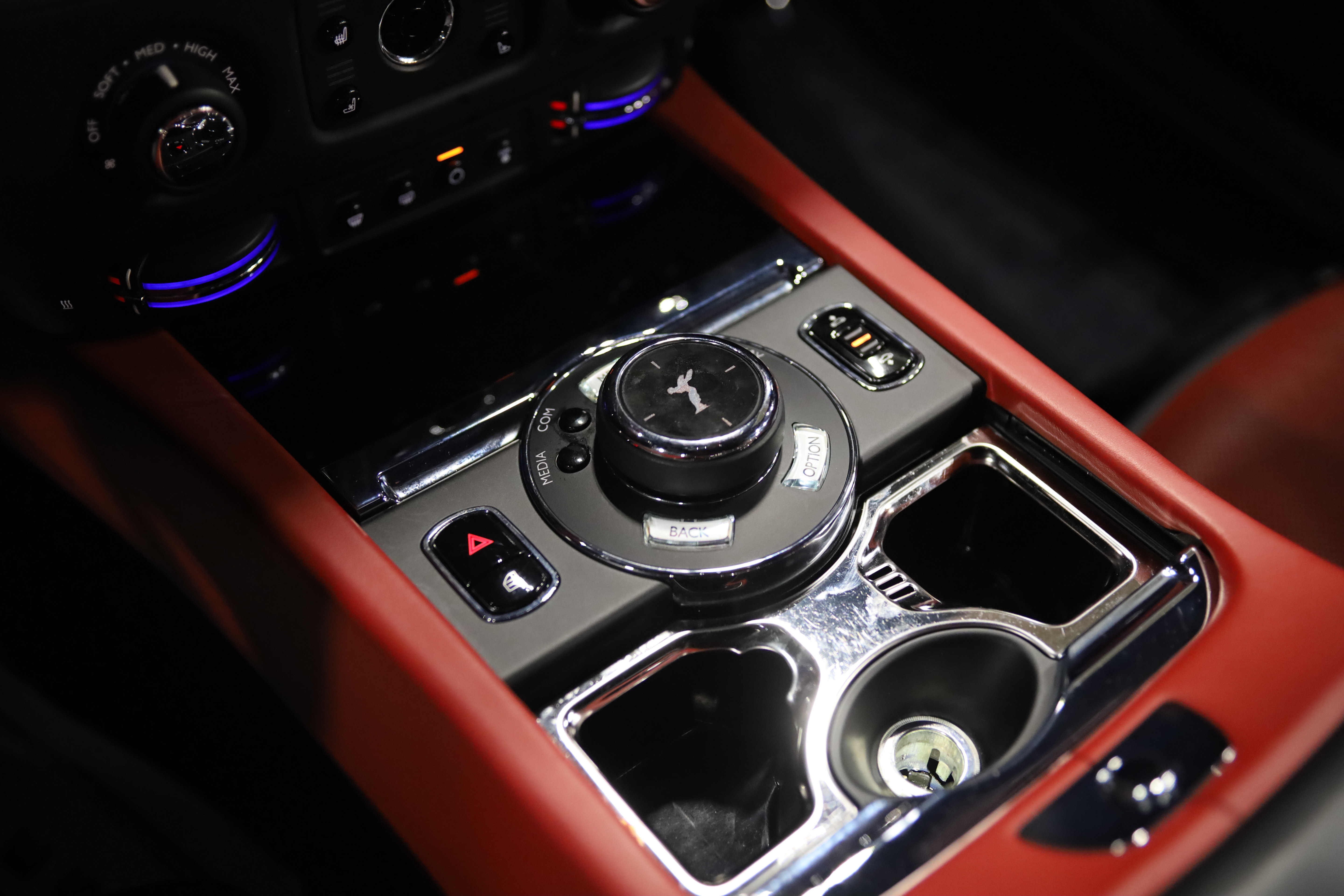 Used 2018 Rolls-Royce Wraith RWD image 30
