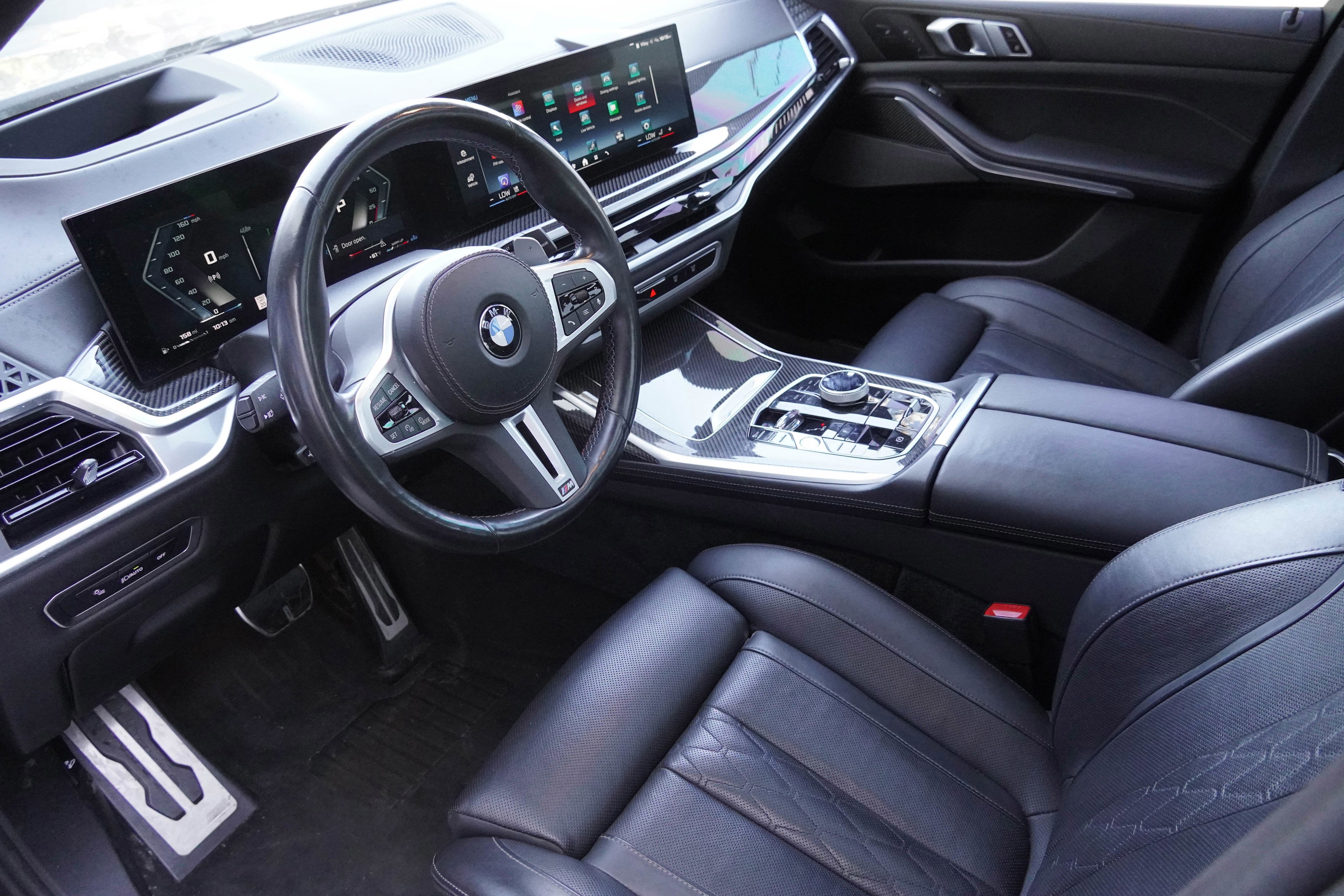 Certified 2024 BMW X7 M60i w/ Executive Package image 9