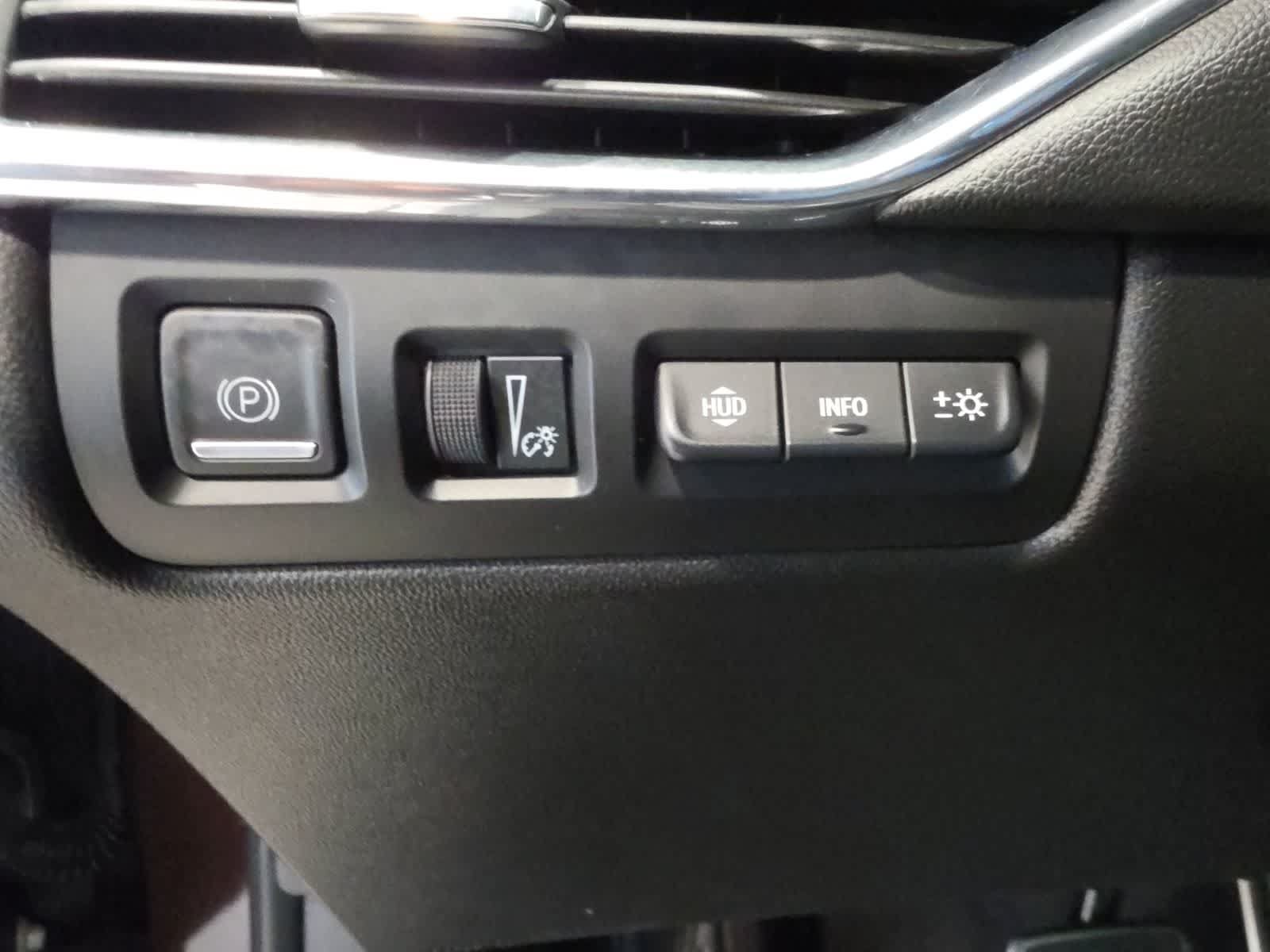 Used 2020 Cadillac XT4 Sport AWD/4WD image 21