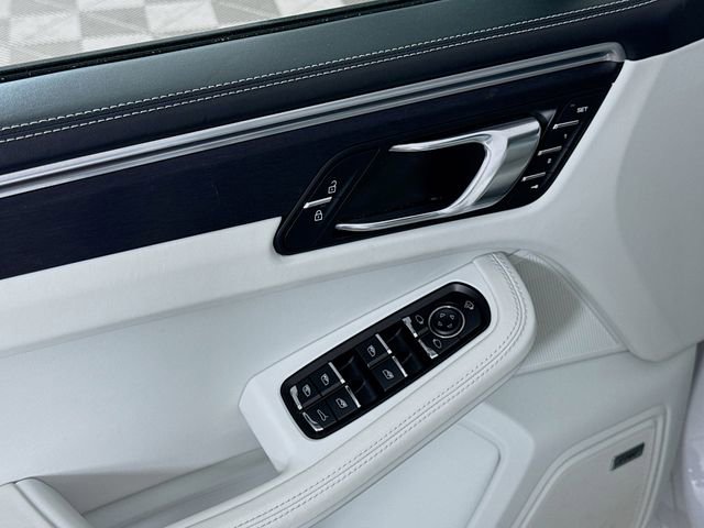Used 2022 Porsche Macan GTS image 18