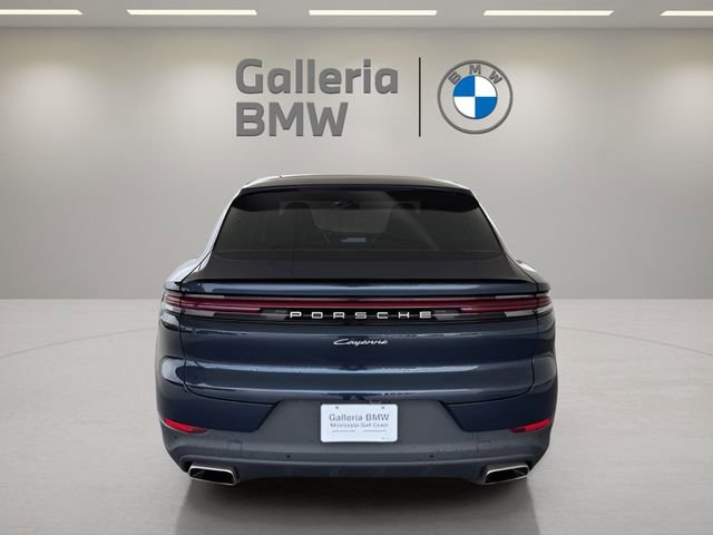 Used 2024 Porsche Cayenne Coupe image 9