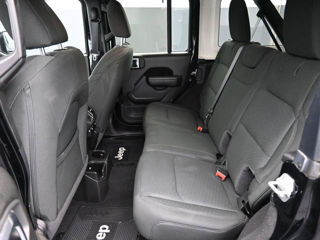 Used 2021 Jeep Wrangler Unlimited Sport image 12