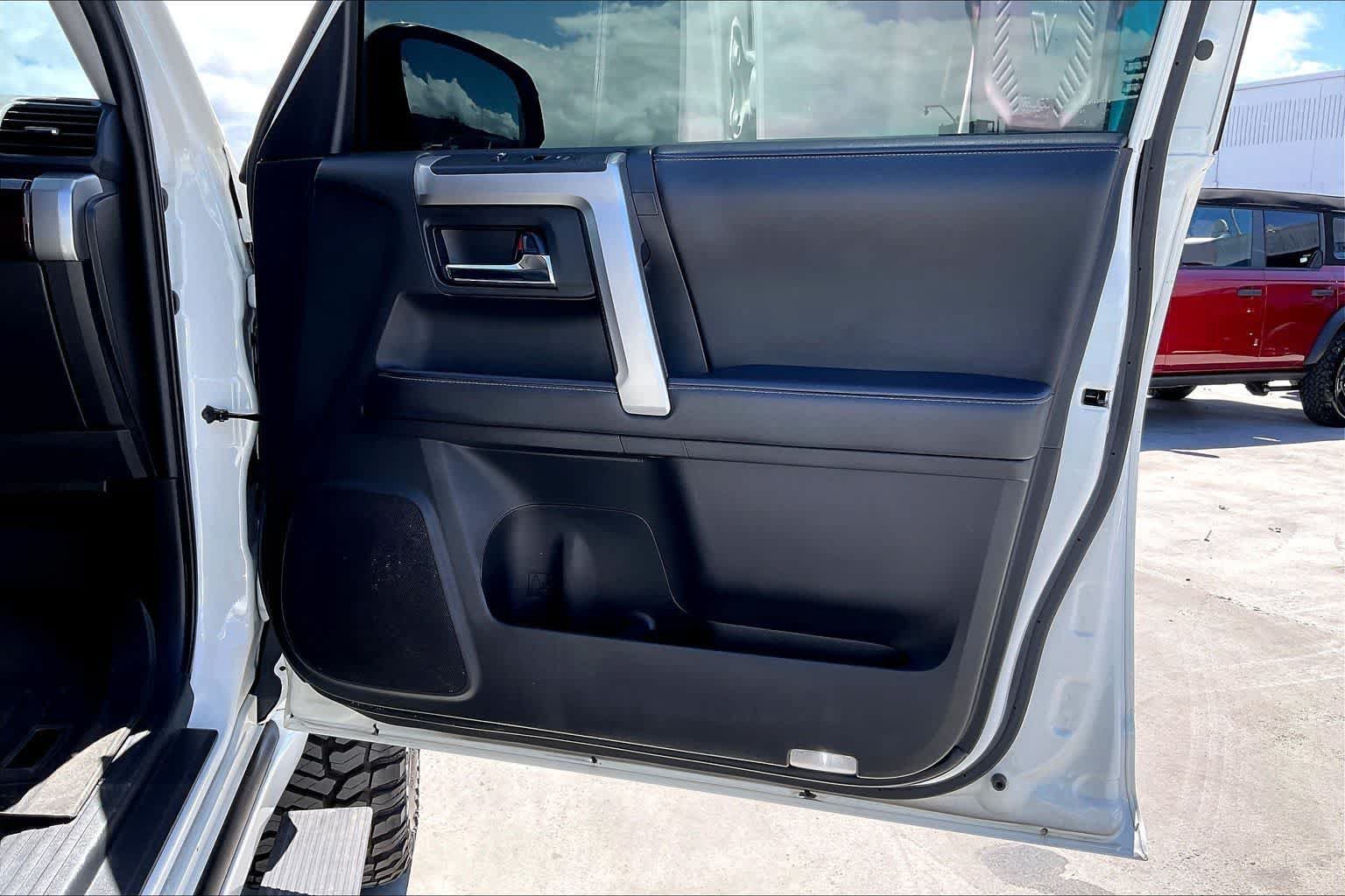 Used 2021 Toyota 4Runner Limited RWD image 28