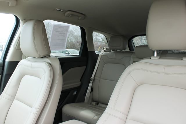 Used 2024 Lincoln Corsair Premiere image 14