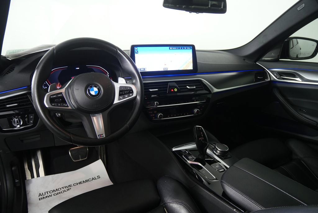 Used 2023 BMW 540i w/ M Sport Package image 16