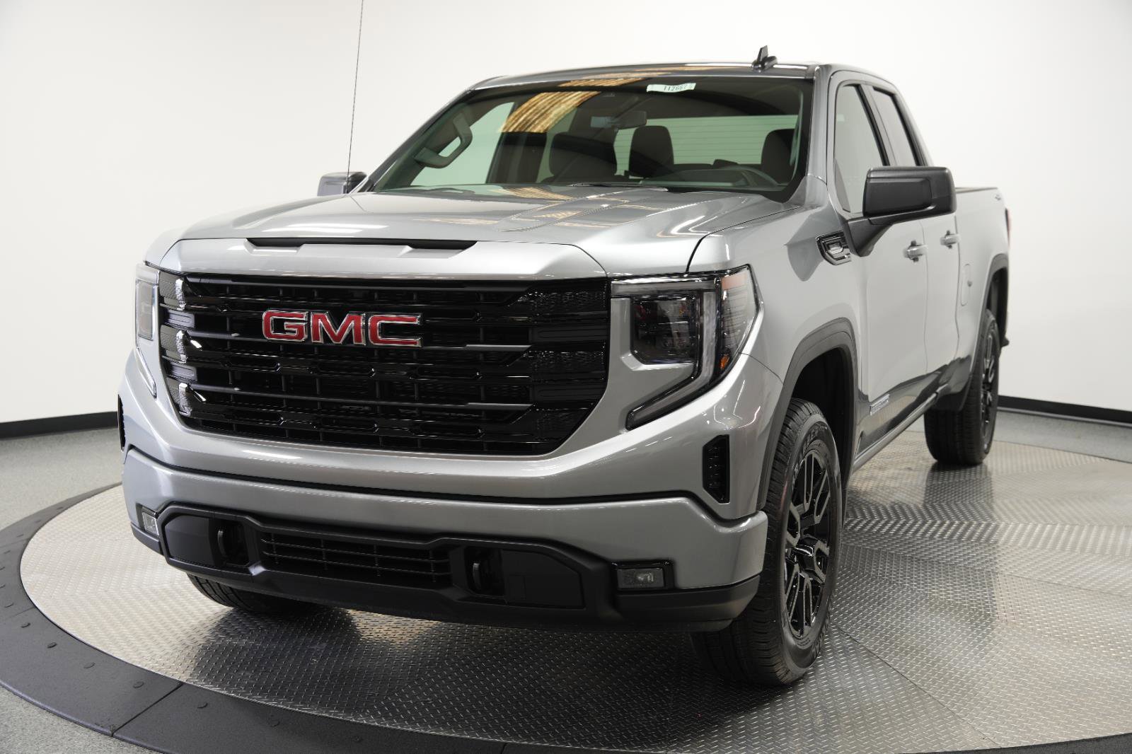 New 2026 GMC Sierra 1500 Elevation image 3